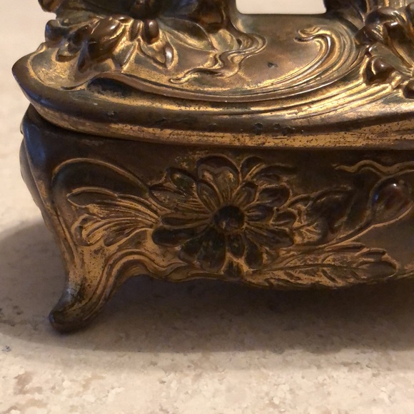 Art Nouveau Vintage Jennings Bros Signed JB 331 Gold Gilded Trinket Jewelry Box - Picture 8 of 10